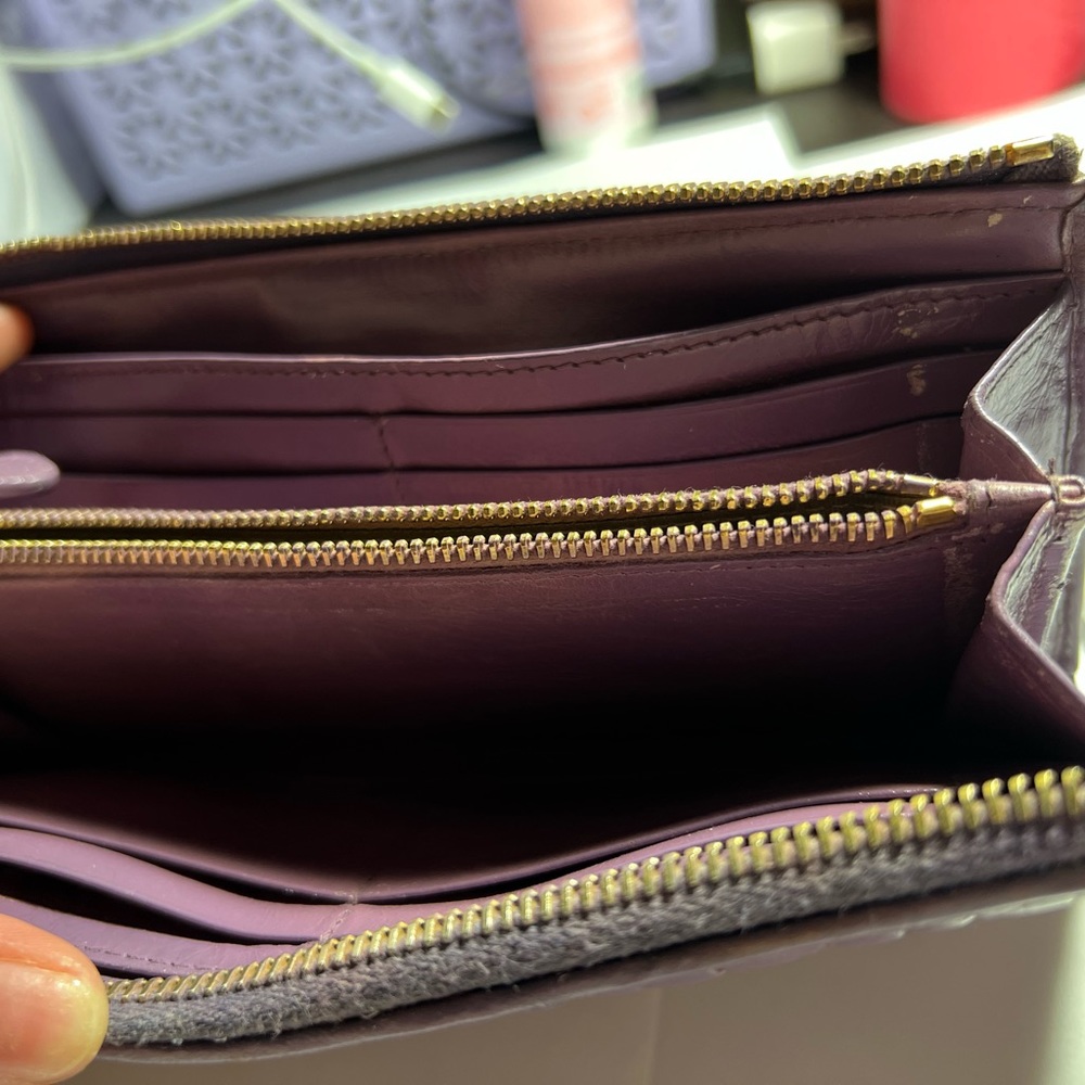 Authentic Miu Miu Matelasse Wallet purple - Picture 4 of 9